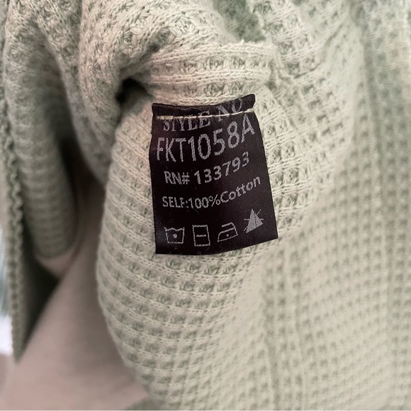 POL Women's Sage and Cream Color Block Hoodie - Picture 5 of 5